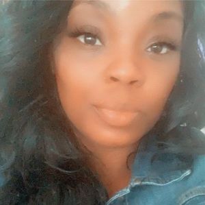 Meet your Posher, Patrina